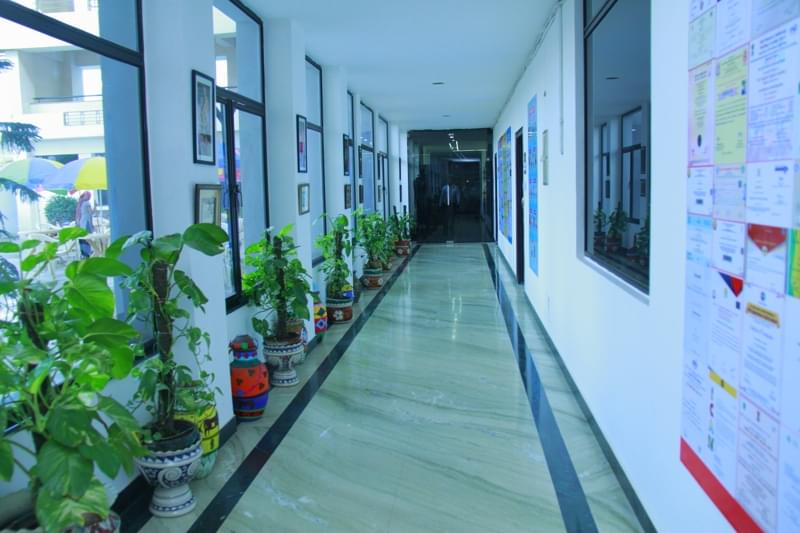 Satyam Fashion Institute Noida Infrastructure photo 1